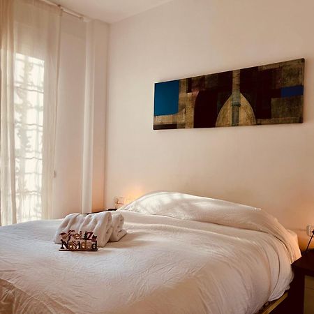 Ferienwohnung Enric Granados 17 Barcelona Exterior foto